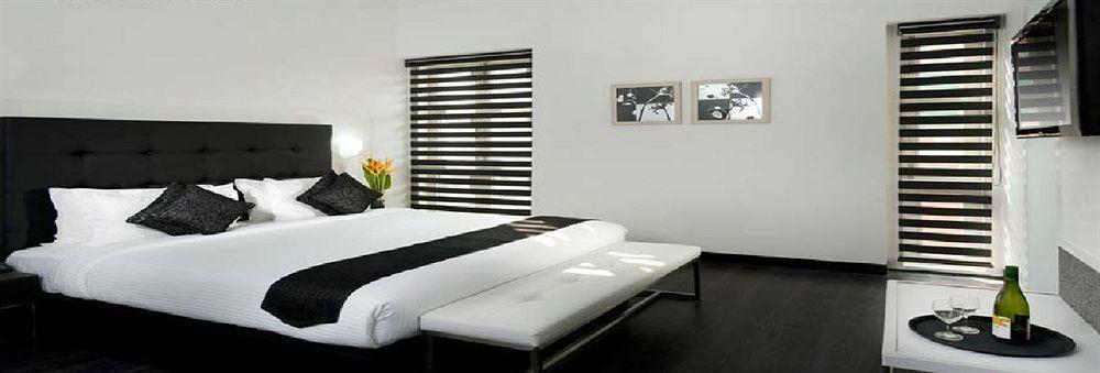 Sapphire Suite Calcuta Exterior foto