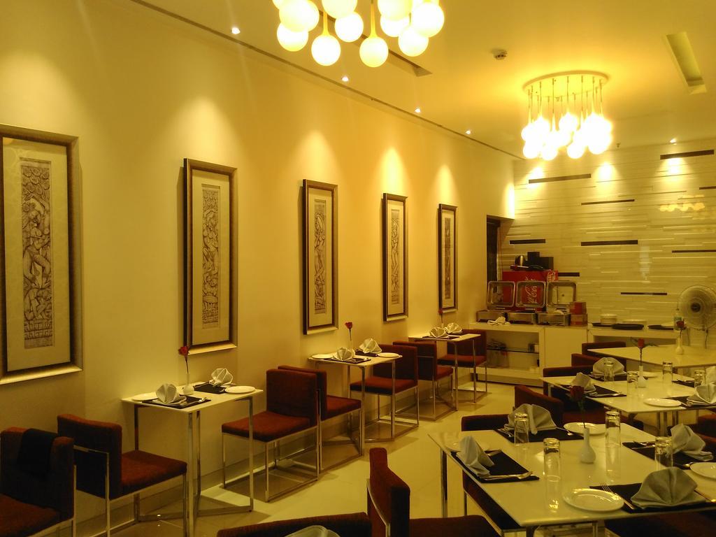 Sapphire Suite Calcuta Exterior foto