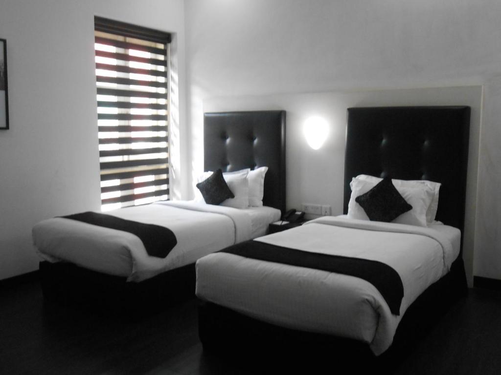Sapphire Suite Calcuta Habitación foto
