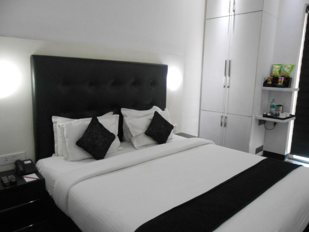 Sapphire Suite Calcuta Habitación foto